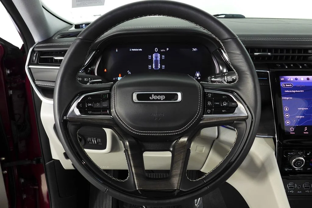 Used 2023 Red Jeep Overland image 27