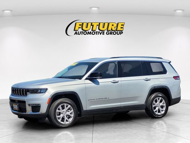 Used 2021 Silver Jeep Limited image 5