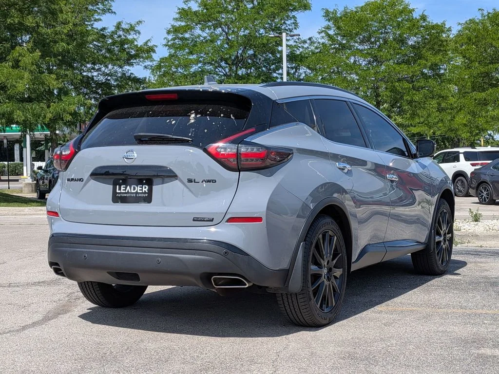 Used 2021 Silver Nissan SL image 7