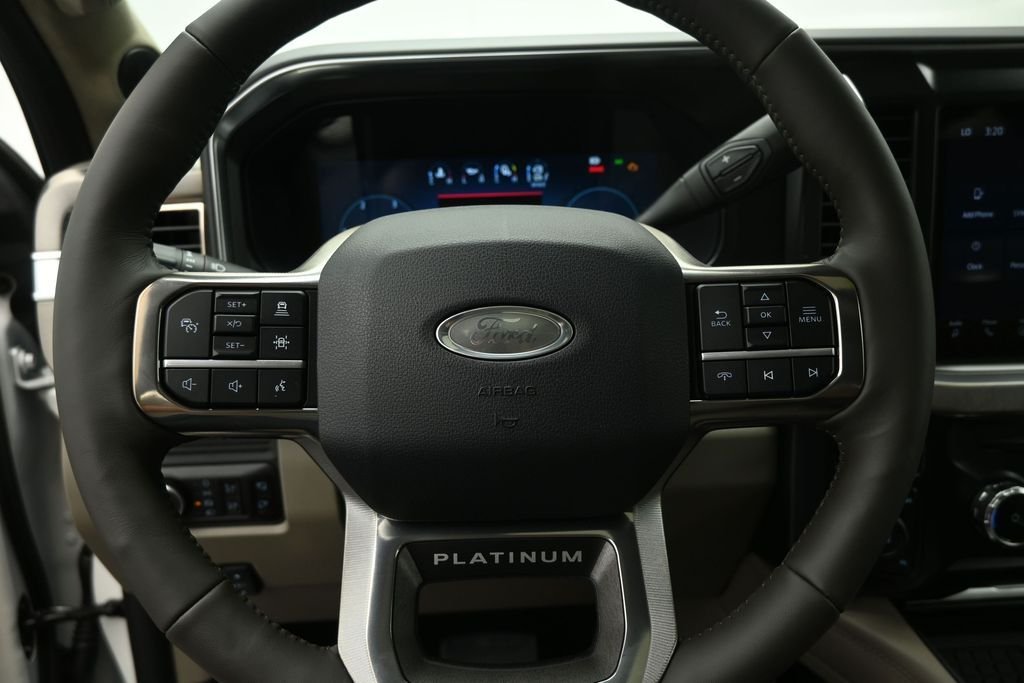 New 2026 Star White Metallic Tri-Coat Ford Platinum image 10