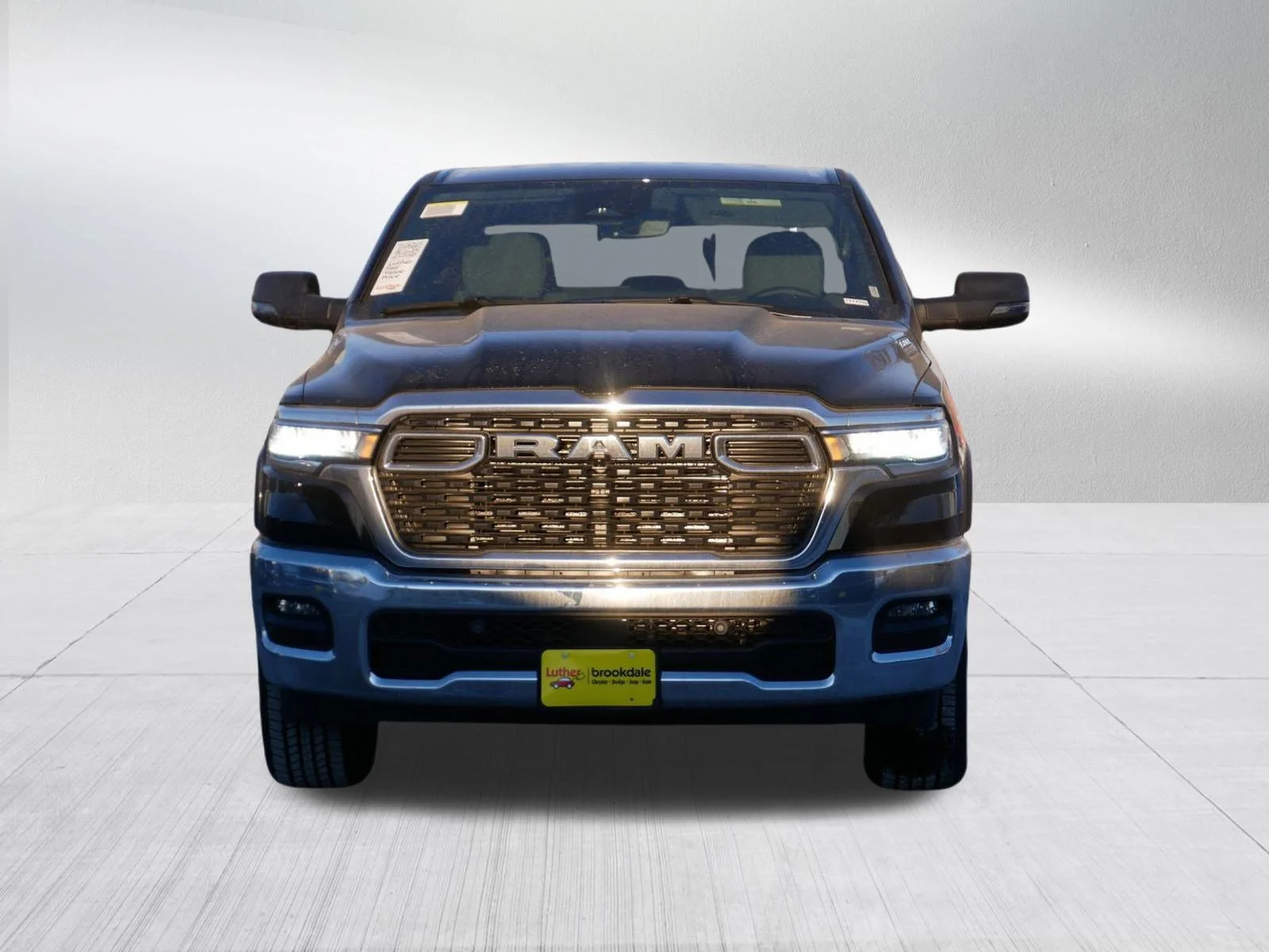 New 2026 Diamond Black Crystal Pearlcoat RAM Big Horn image 2