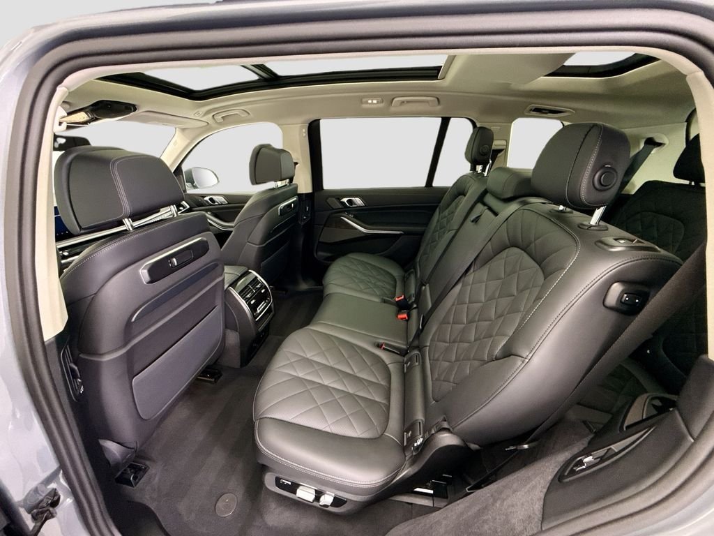2026 BMW X7 40i - Photo 20