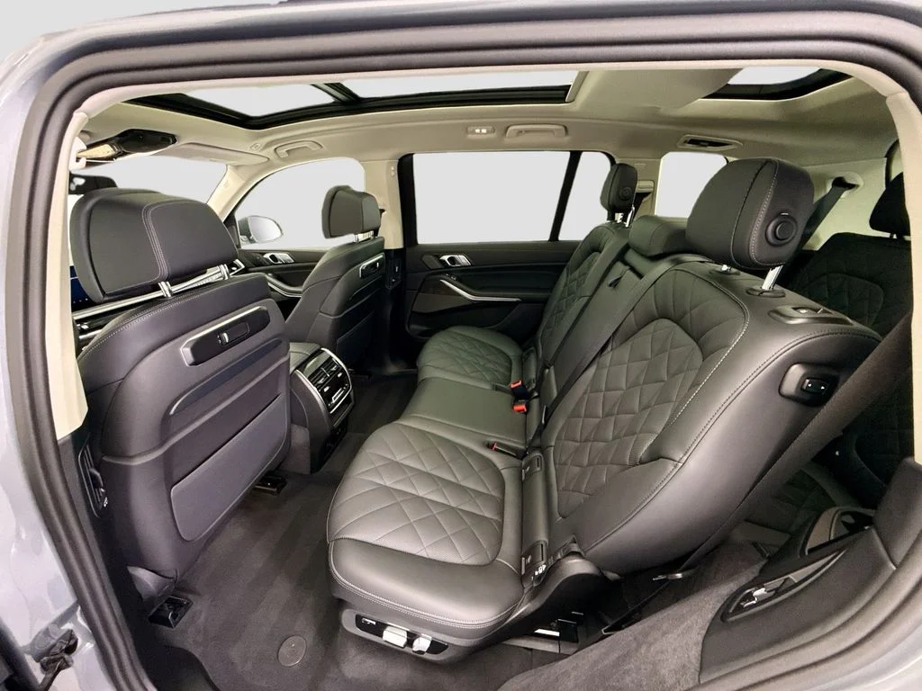2026 BMW X7 40i - Photo 20
