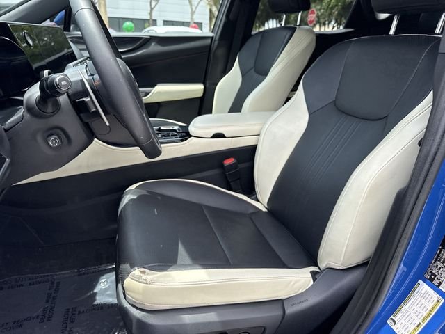 2022 Lexus NX 350 - Photo 11