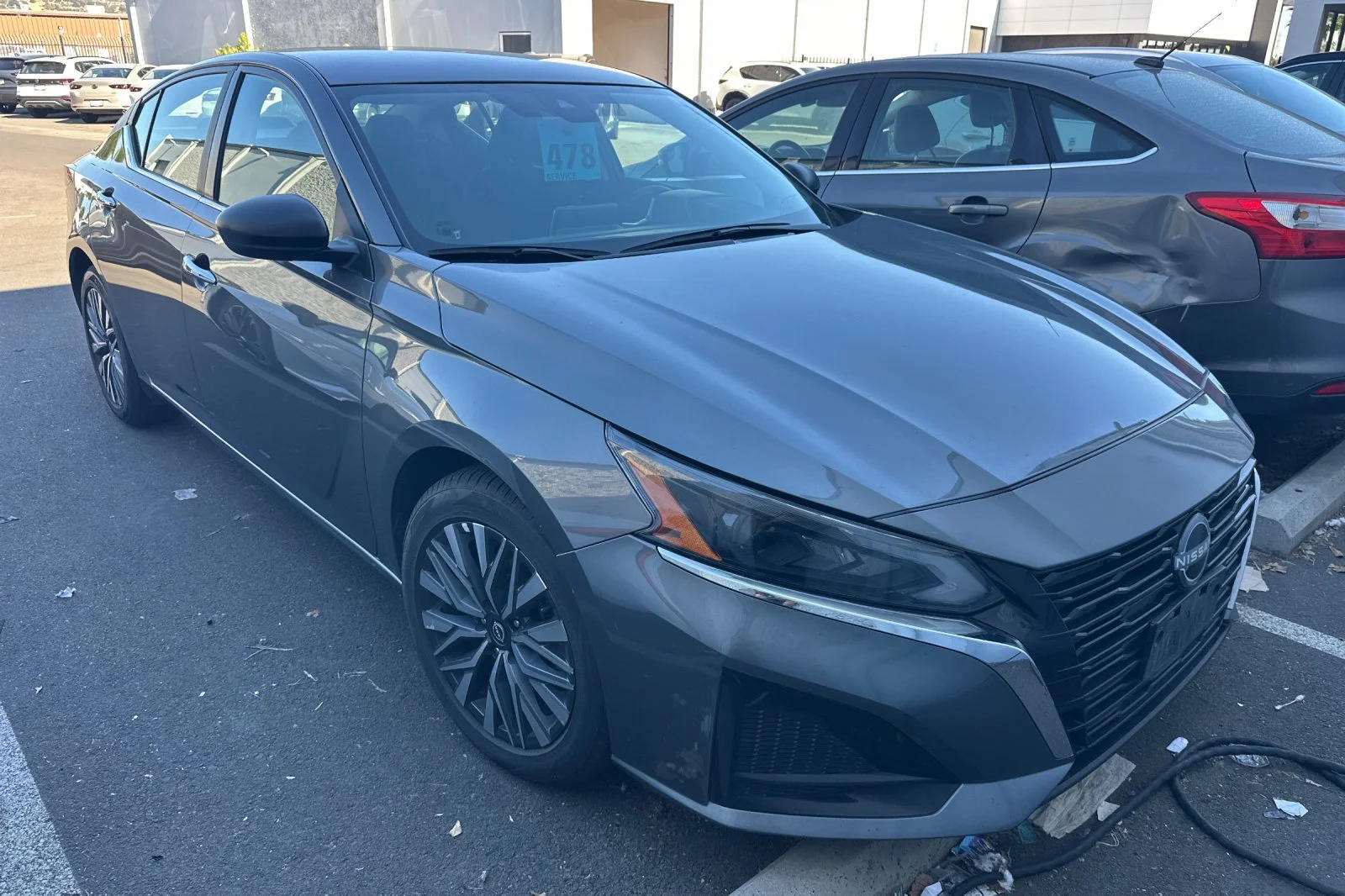 Used 2025 Gun Metallic Nissan 2.5 SV image 2