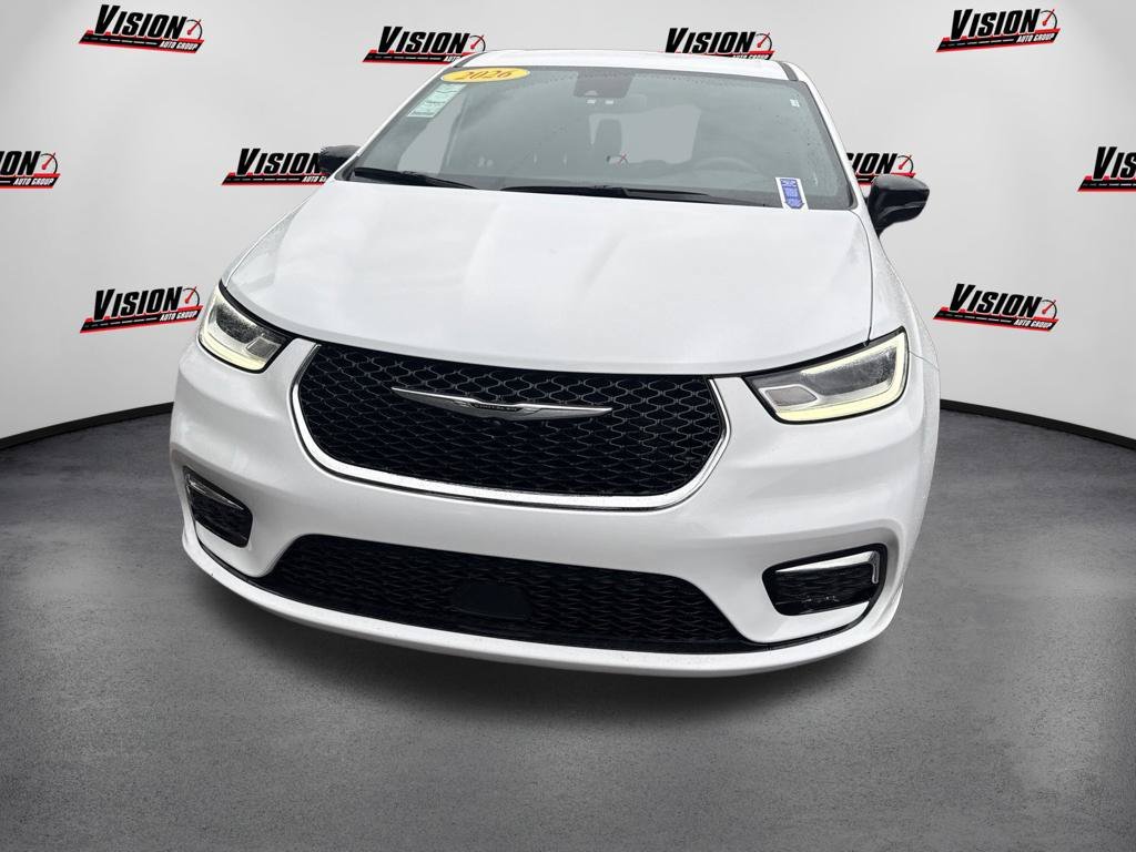 Used 2026 White Chrysler Select image 2