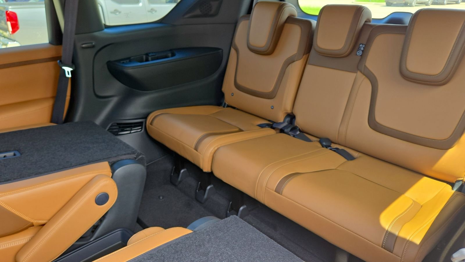 2026 Nissan Armada SL - Photo 17