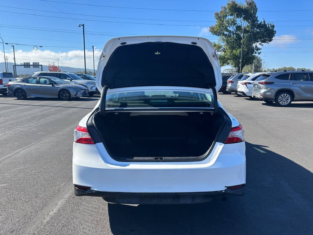 Used 2019 White Toyota LE image 11