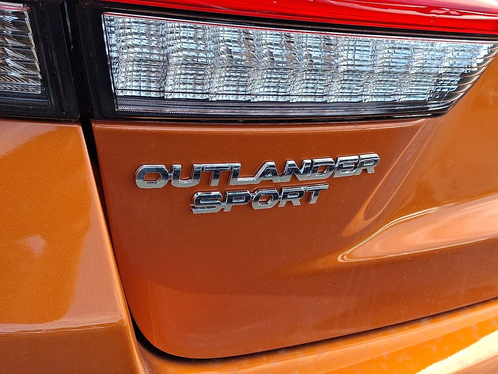 2025 Mitsubishi Outlander Sport ES - Photo 5