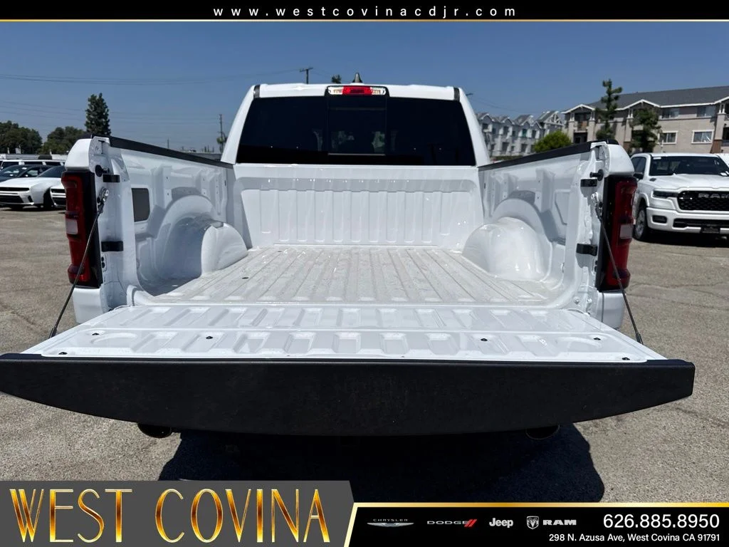 New 2026 Bright White Clear-Coat Exterior Paint RAM Big Horn/Lone Star image 28