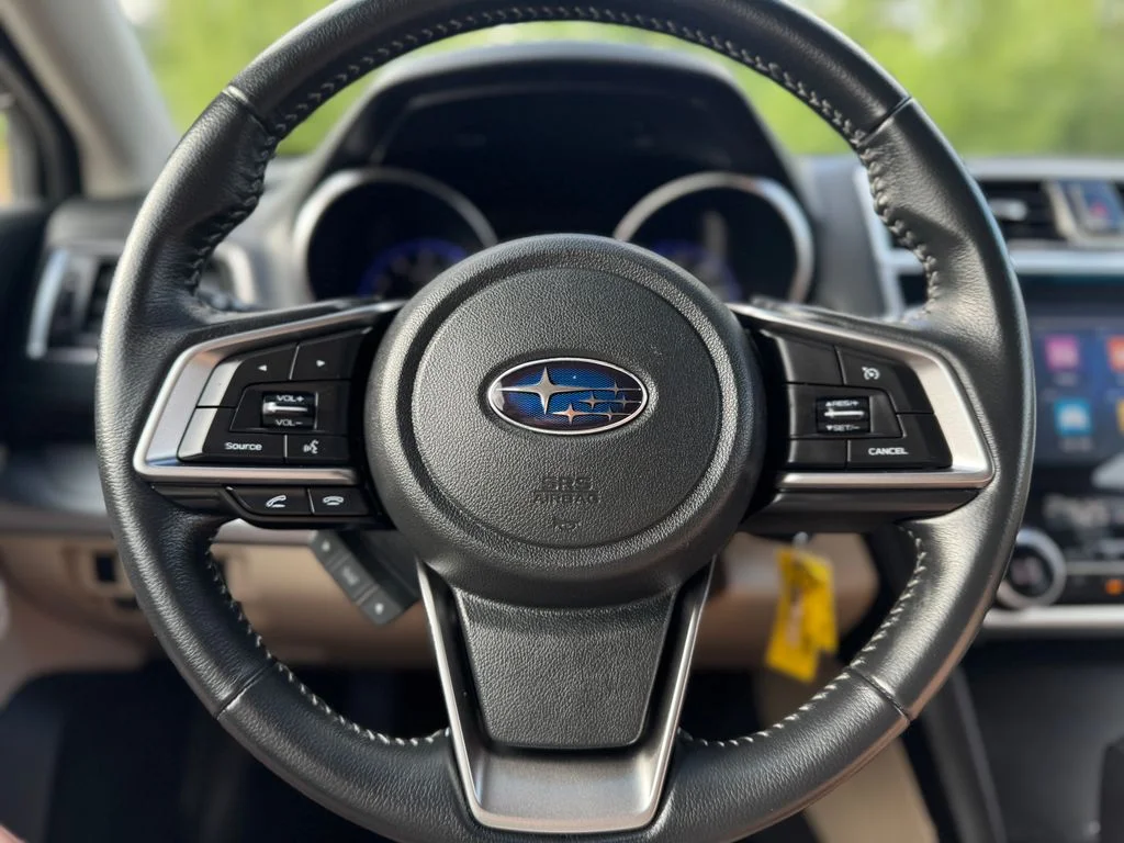 Used 2018 Black Subaru 2.5i Premium image 17