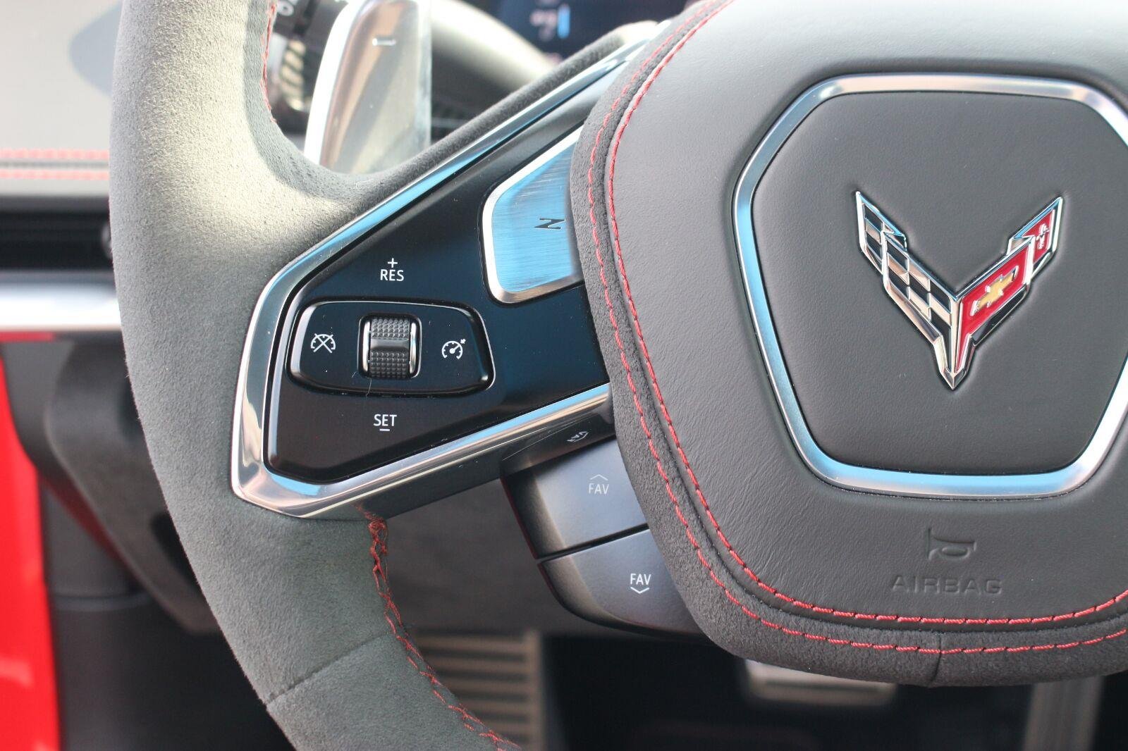 Used 2022 TORCH RED Chevrolet 3LT image 22