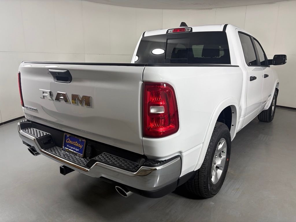 New 2027 Bright White Clear-Coat Exterior Paint RAM Big Horn/Lone Star image 8
