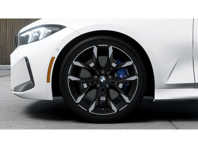 New 2026 Mineral White Metallic BMW 330i NA xDrive image 7