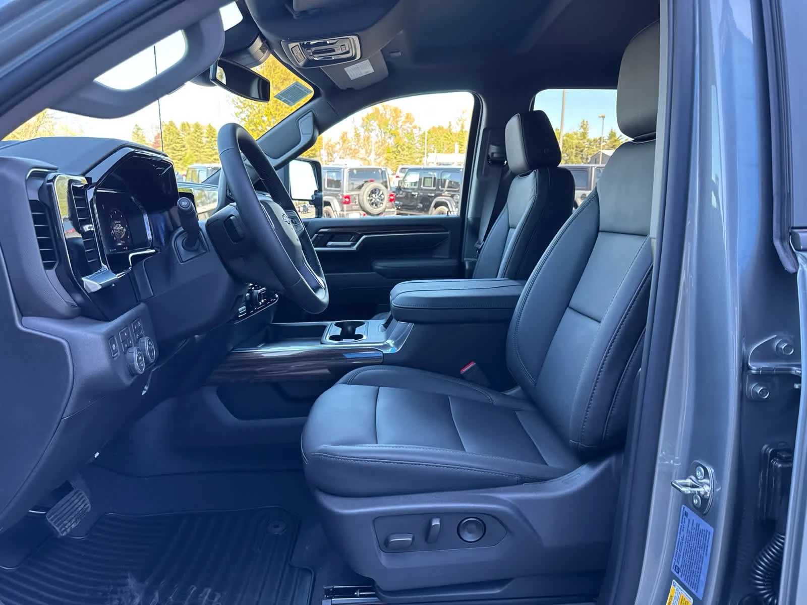 New 2026 Sterling Gray Metallic Chevrolet LT image 17
