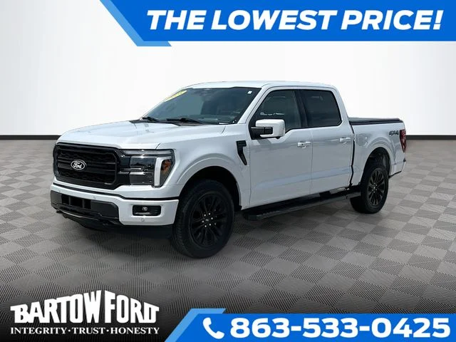 Used 2025 White Ford Lariat image 1
