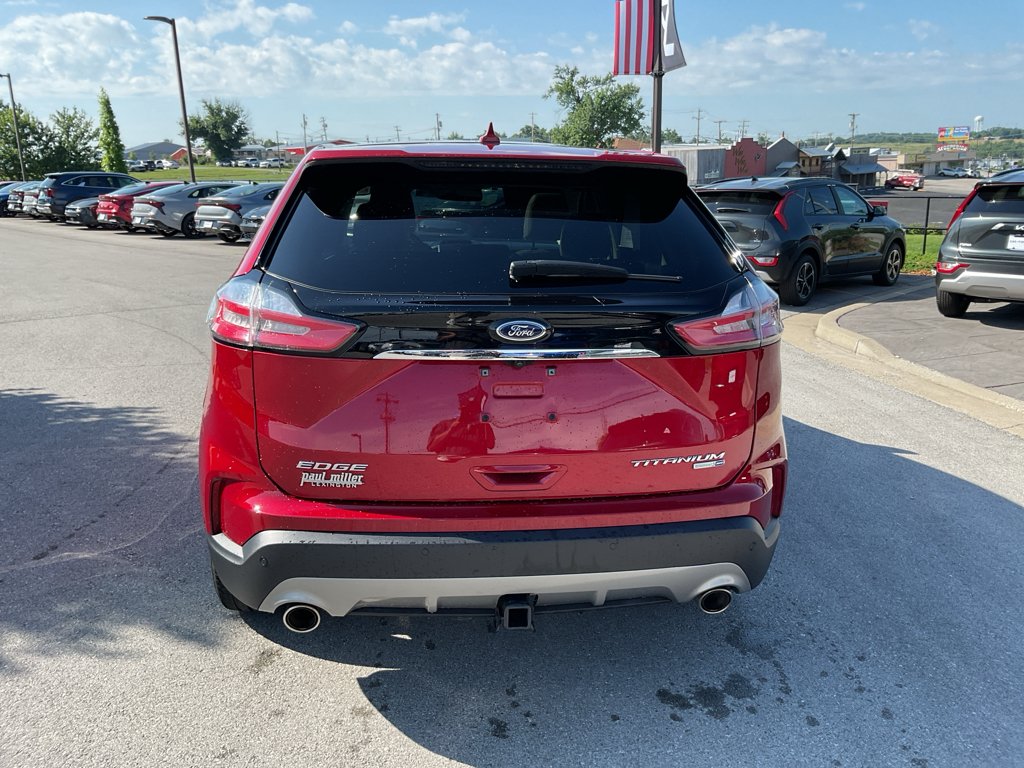 Used 2020 Rapid Red Metallic Tinted Clearcoat Ford Titanium image 9
