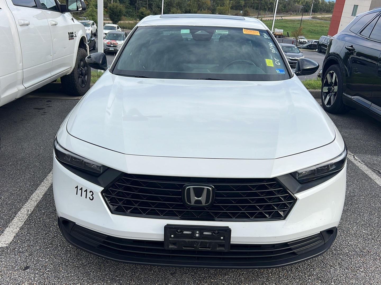 Used 2024 Platinum White Pearl Honda Sport image 6