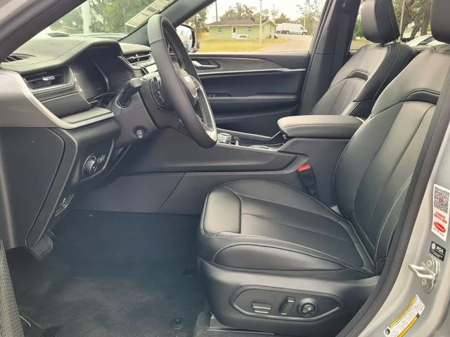2025 Jeep Grand Cherokee Limited - Photo 10