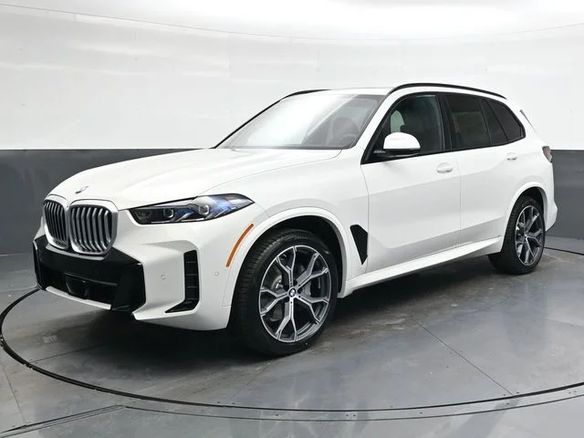 Used 2026 White BMW xDrive40i image 10