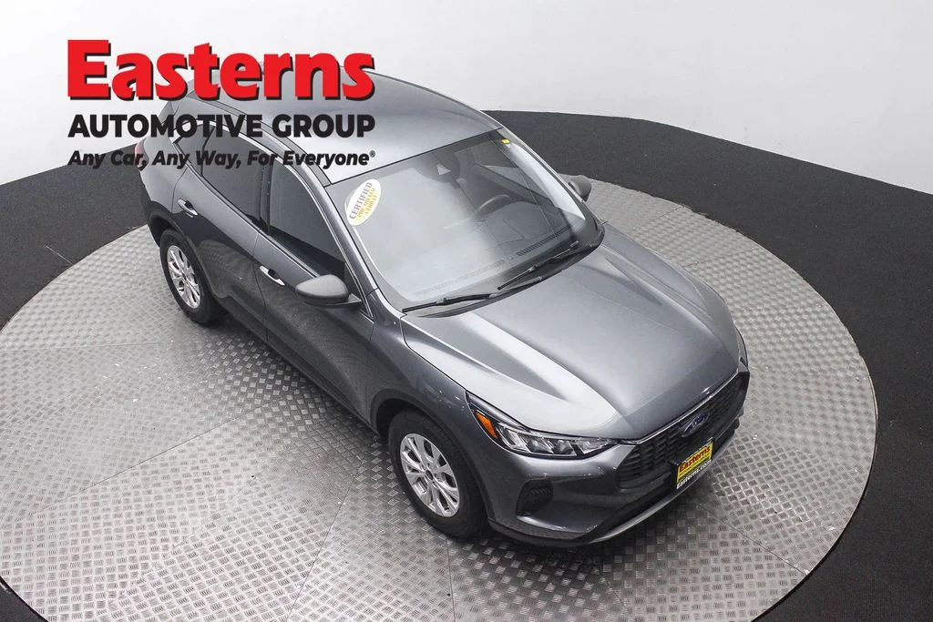 Used 2024 Gray Ford Active image 3