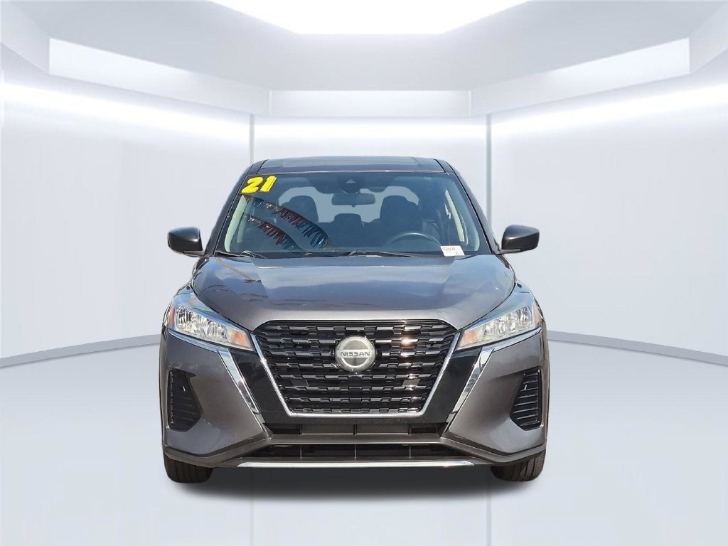 Used 2021 Gray Nissan S image 10