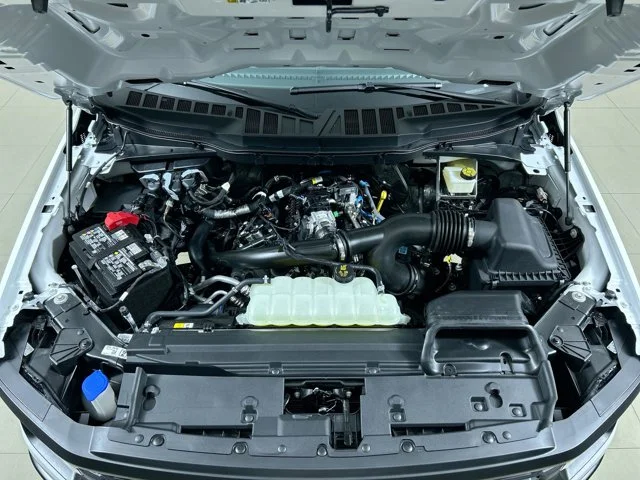 New 2025 OXFORD WHITE Ford XL image 12