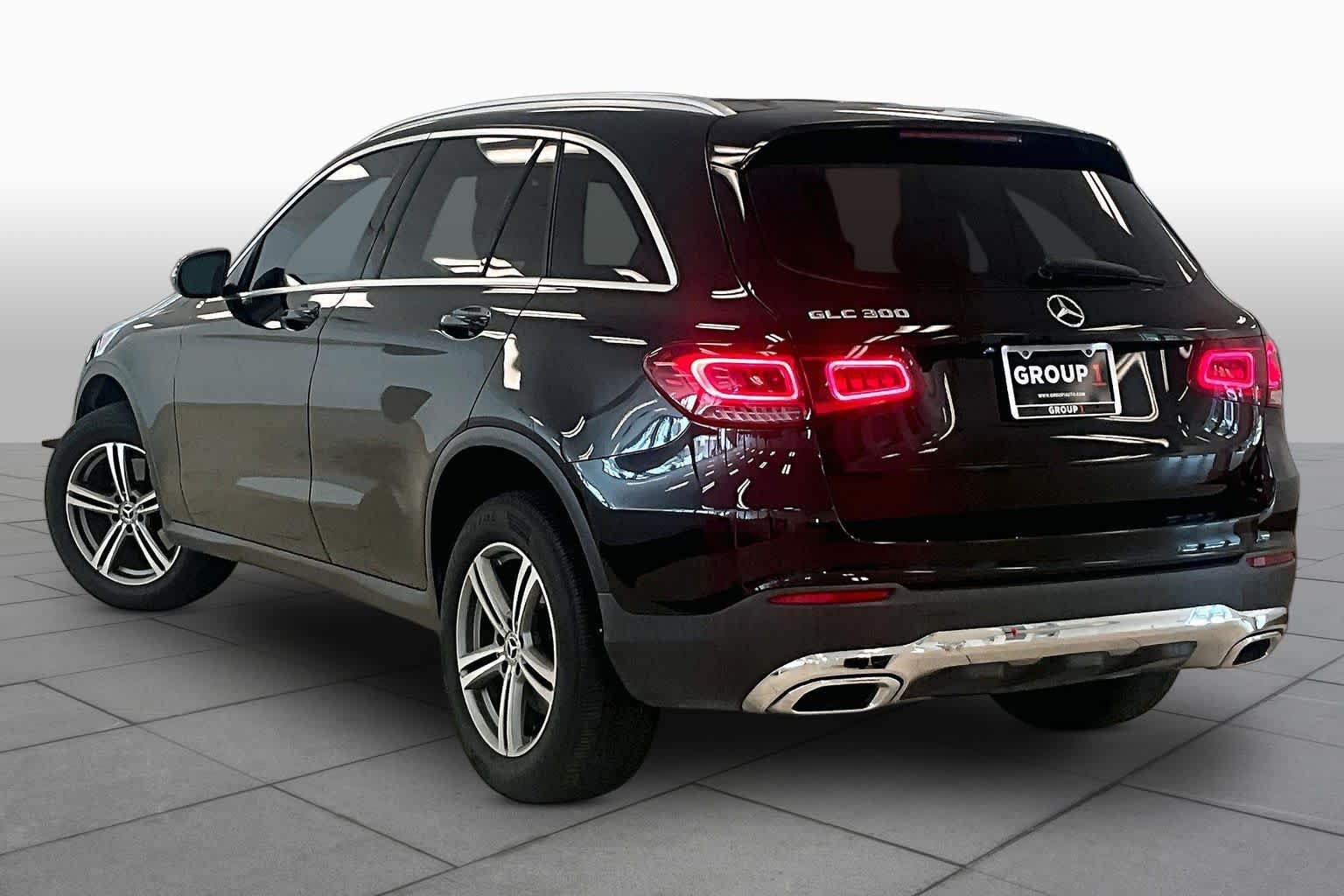Used 2020 Black Mercedes-Benz GLC 300 image 11