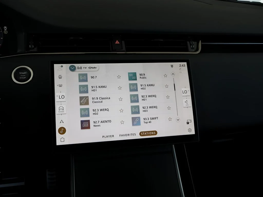 2026 Land Rover Range Rover Evoque Dynamic SE - Photo 21