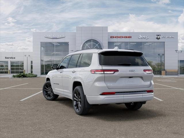 New 2026 Bright White Clear-Coat Exterior Paint Jeep Limited image 29