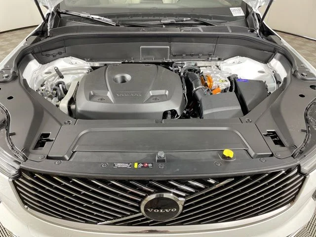 2025 Volvo XC90 Core - Photo 48