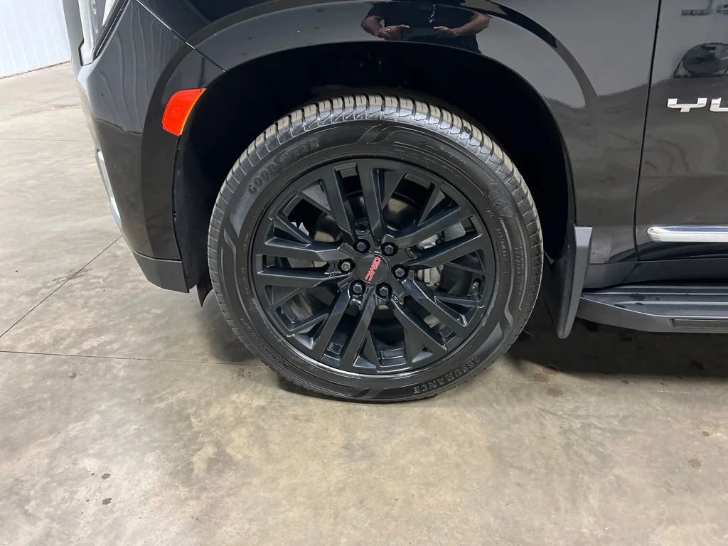 2021 GMC Yukon SLT - Photo 10