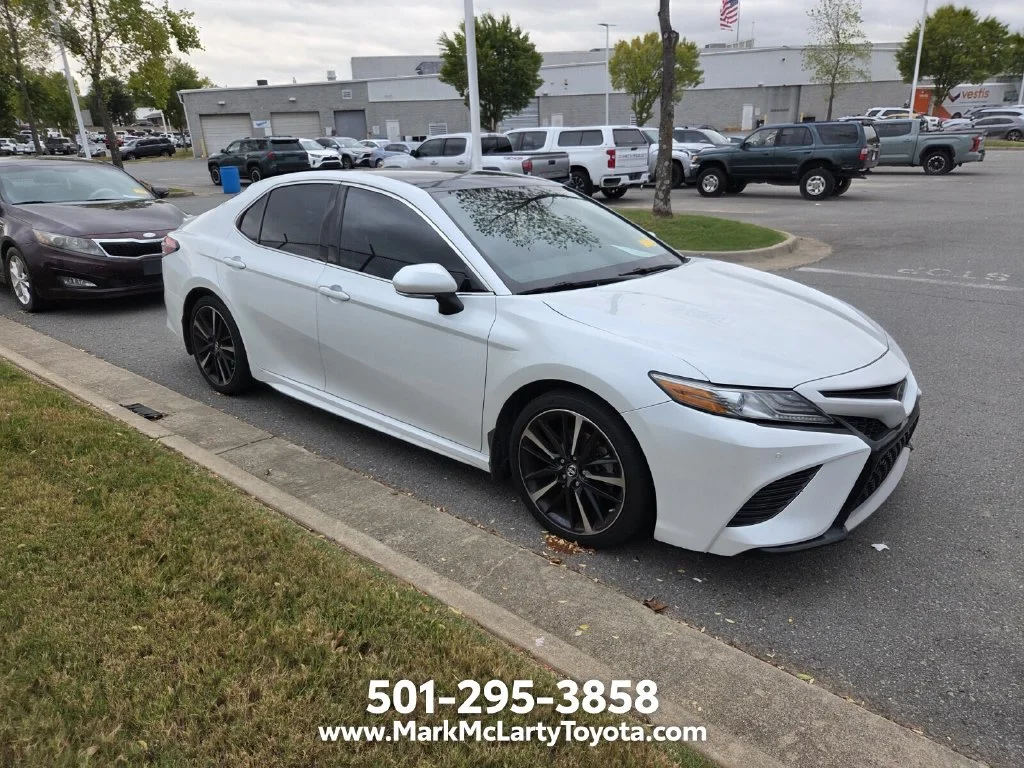 Used 2018 Beige Toyota XSE image 3