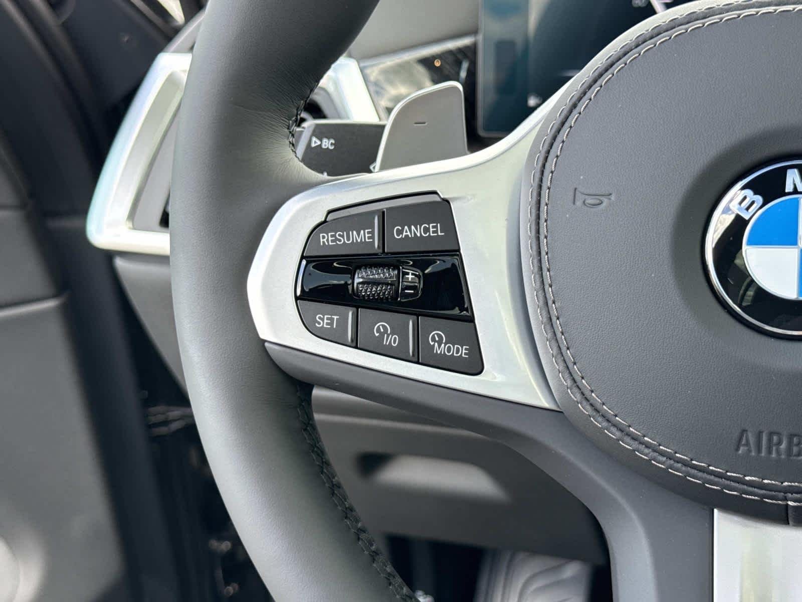 New 2026 Dravit Grey Metallic BMW xDrive40i image 22