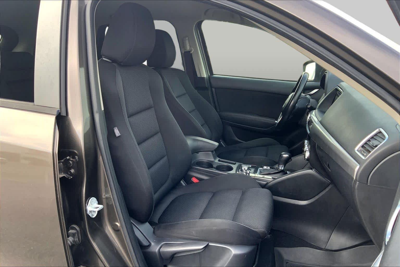 Used 2016 Titanium Flash Mica Mazda Touring image 9