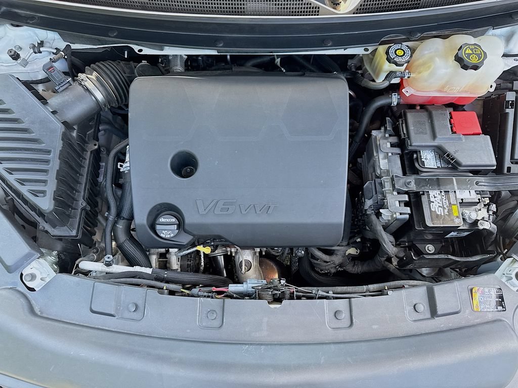 Used 2019 Includes Satin Nickel lower exterior accent color.) Buick Premium image 35