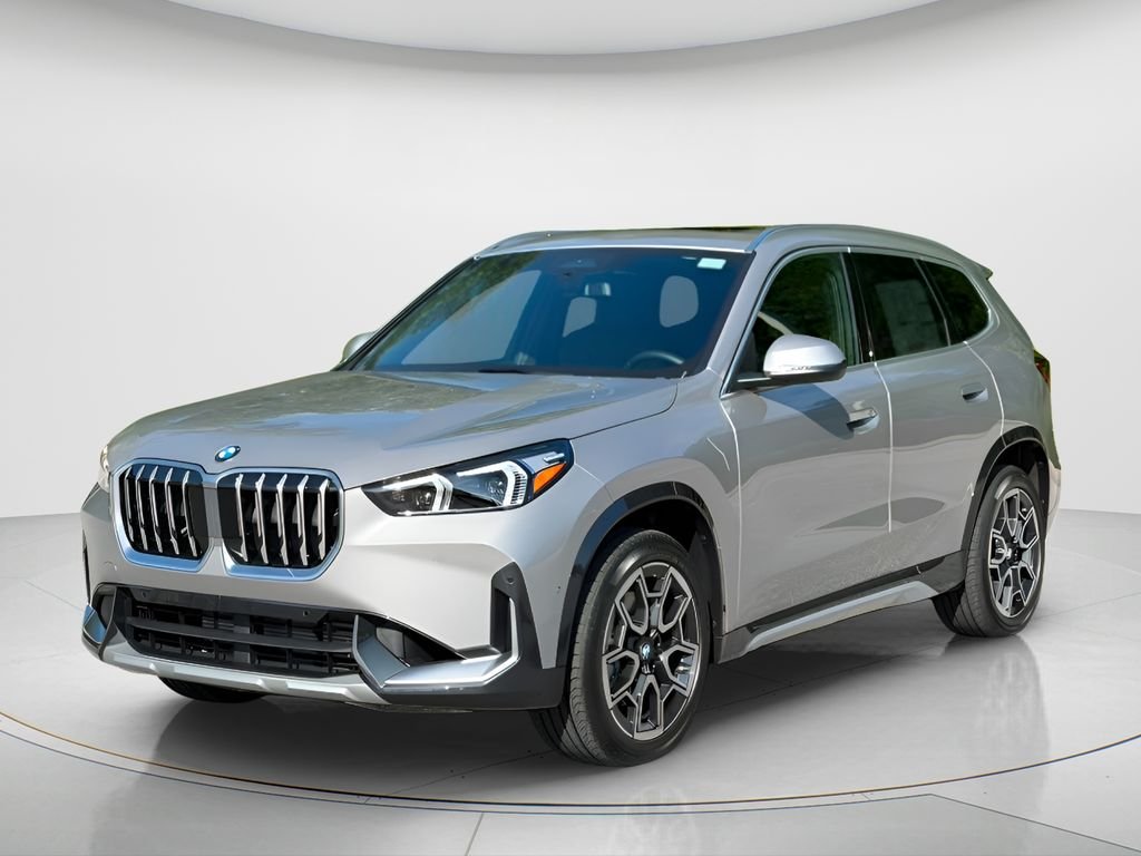 New 2026 Space Silver Metallic BMW xDrive28i image 1