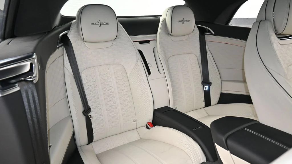 Used 2025 White Bentley Speed image 12