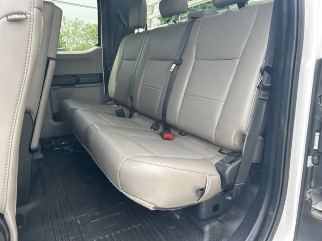 Used 2020 White Ford XL image 15