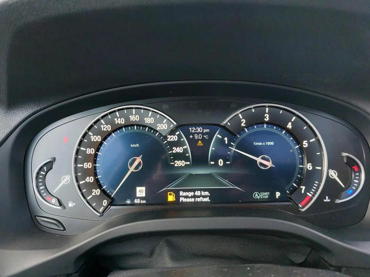 Used 2021 Dark grey BMW xDrive30i Sports Activity Coupe image 16