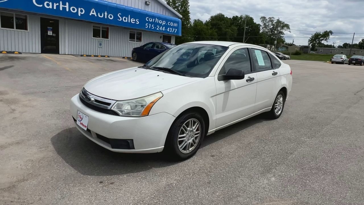 2010 Ford Focus SE photo 3