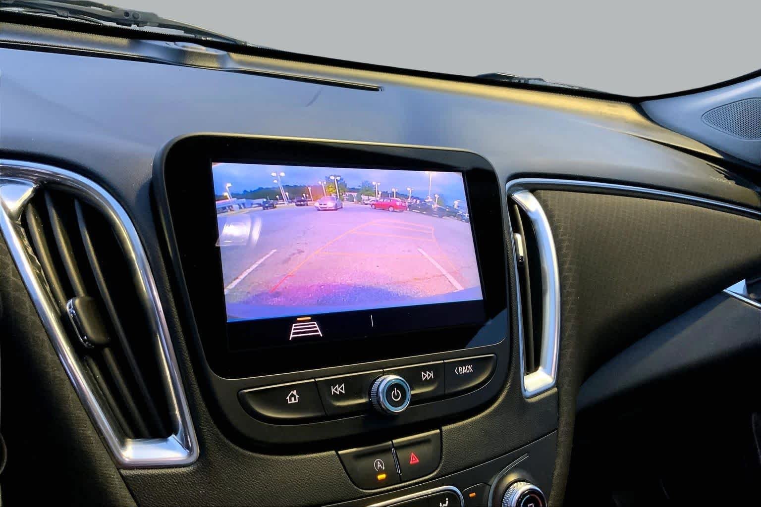 Used 2020 Stone Gray Metallic Chevrolet LT image 28