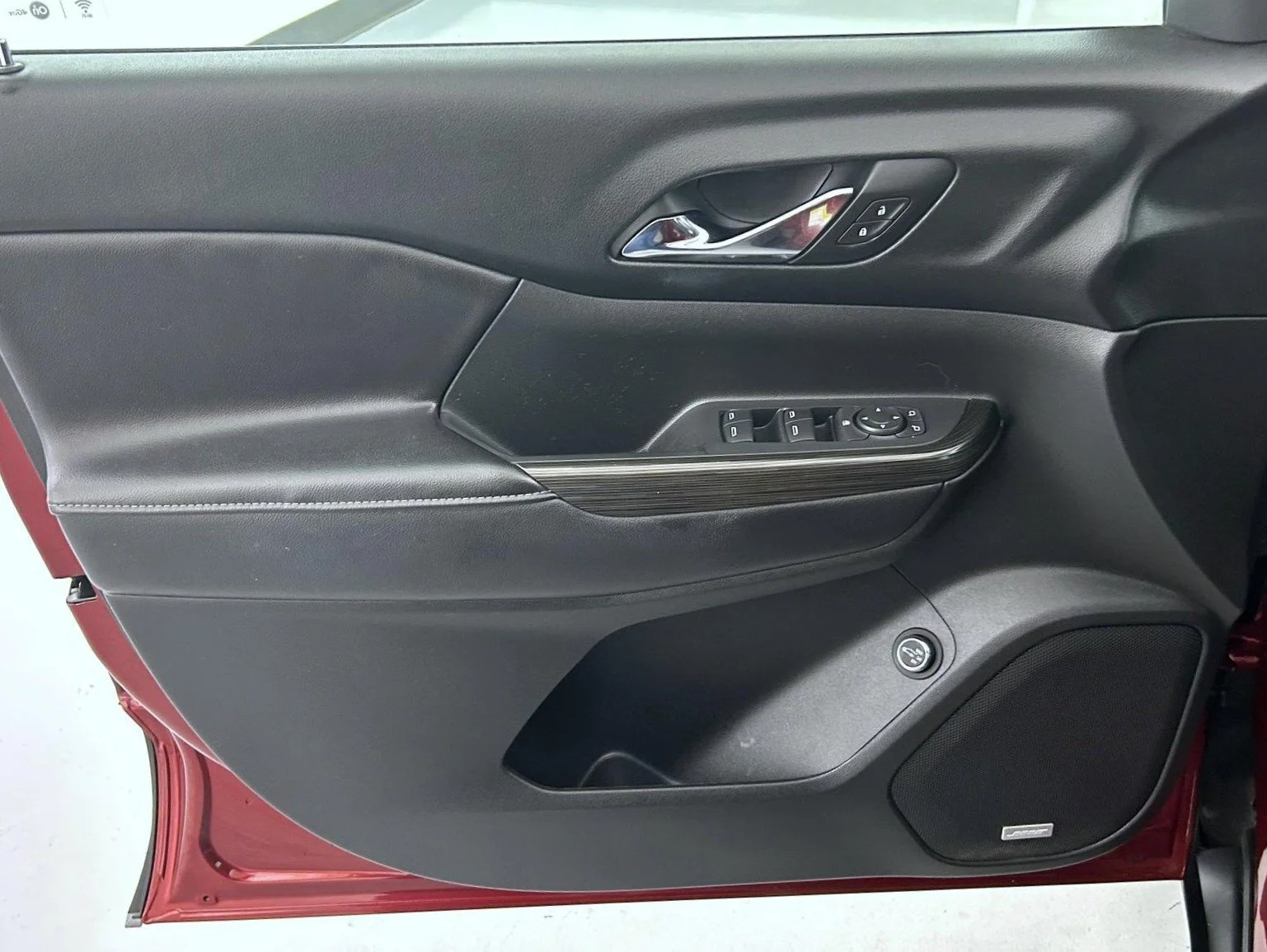 Used 2018 Red GMC SLT-1 image 9