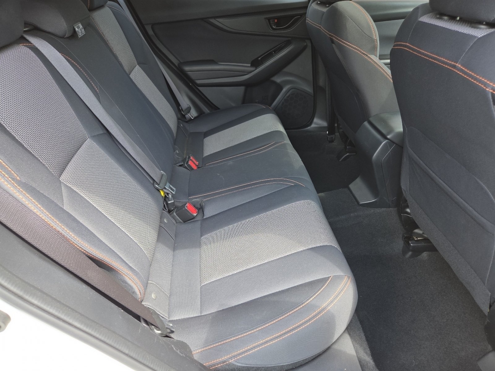 Used 2022 Crystal White Pearl Subaru Premium image 25