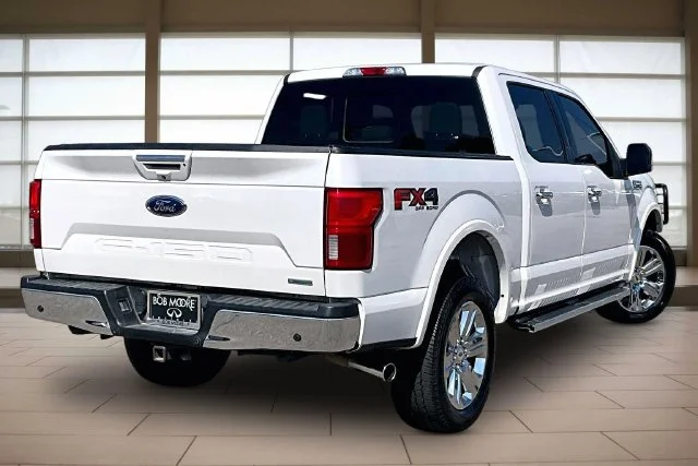Used 2019 White Ford Lariat image 2