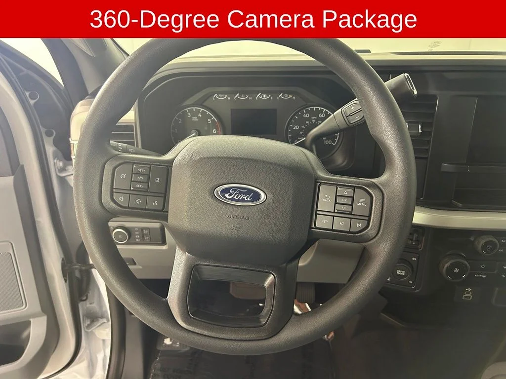 New 2026 Oxford White Ford F-350® XLT image 7