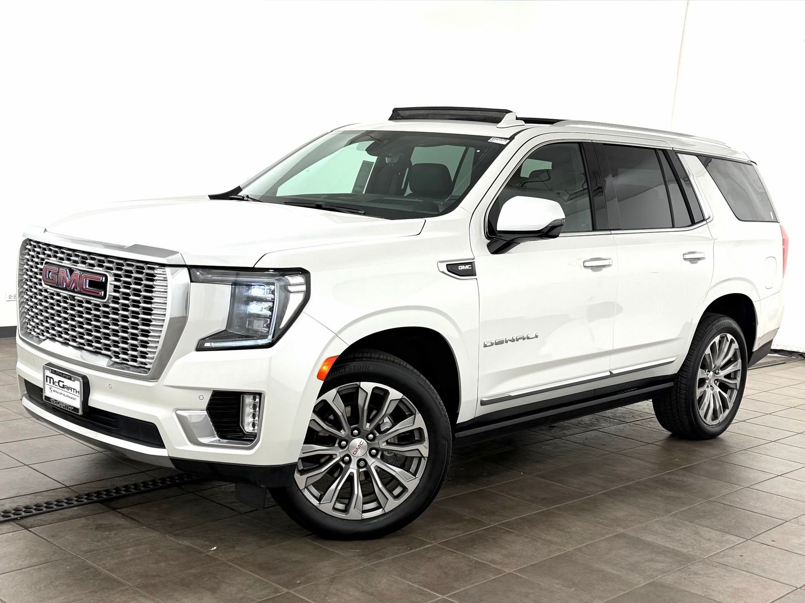 2021 GMC Yukon 4WD Denali's photo