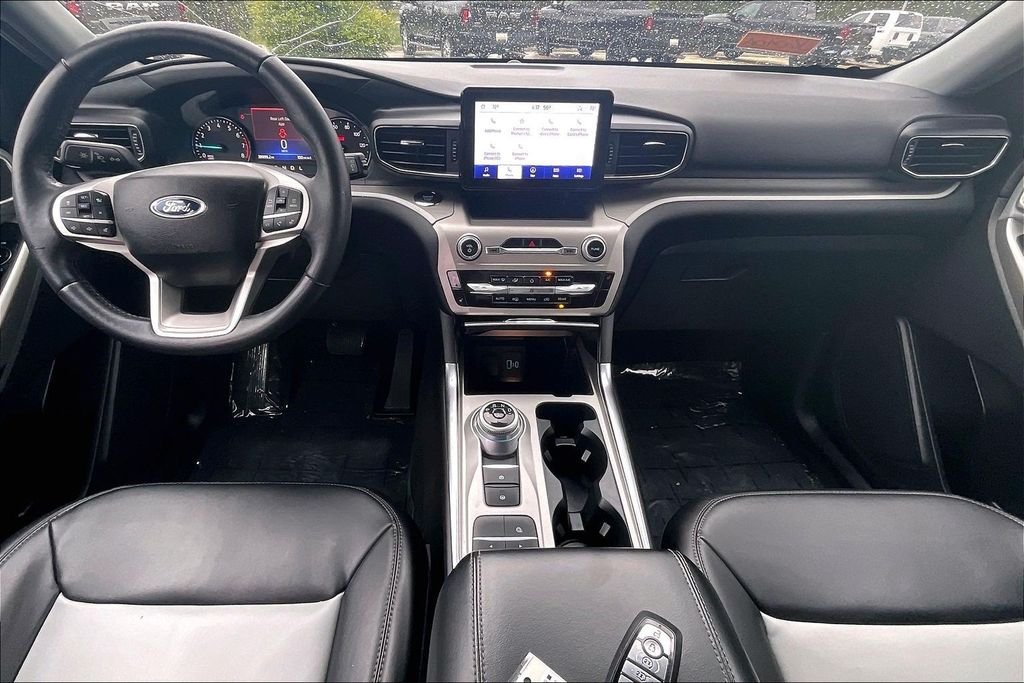 Used 2023 Gray Ford XLT image 14
