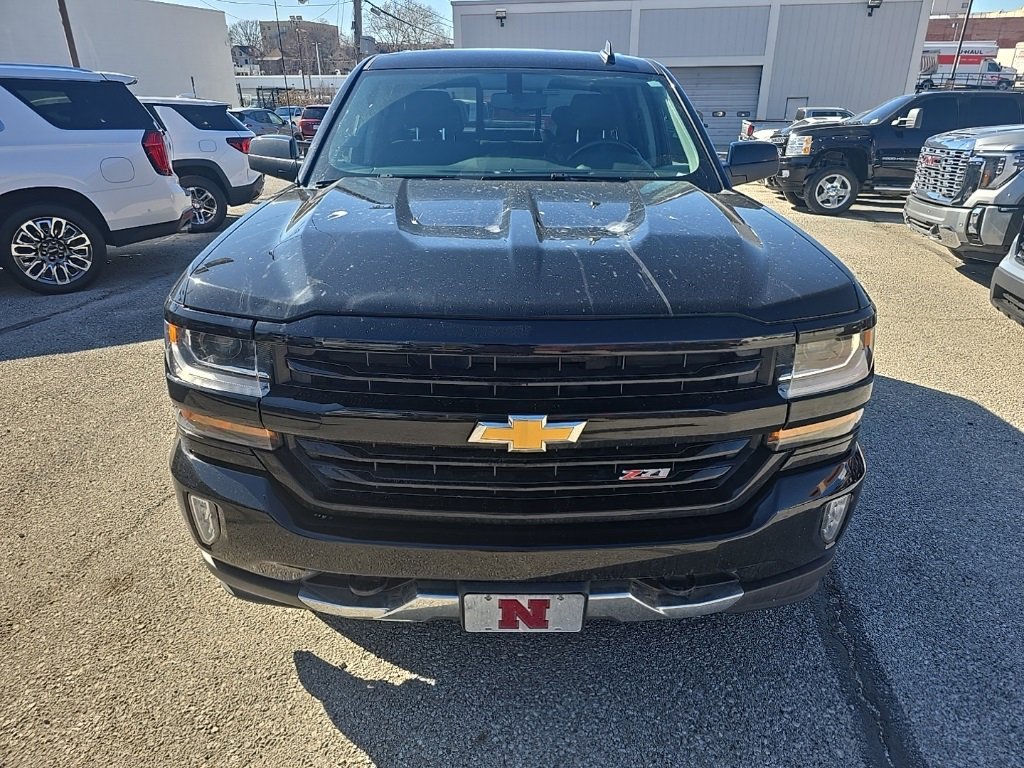 Used 2018 Chevrolet Silverado 1500 LT with VIN 3GCUKRECXJG430232 for sale in Kansas City