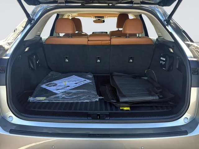 Used 2021 Silver Lexus 350 image 14